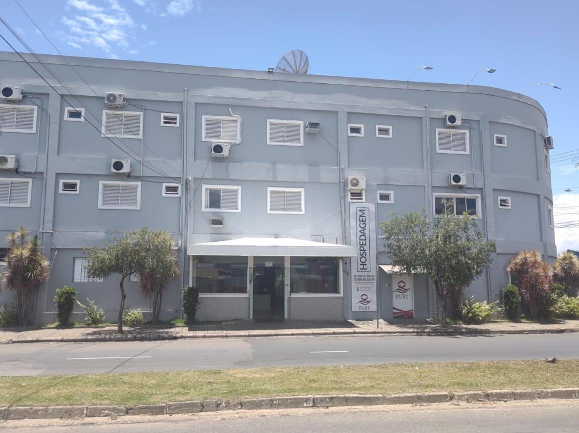 Hotel Ruby Hospedagens Indaiatuba Esterno foto